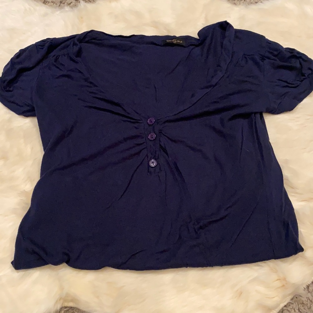 Blue shirt with buttons